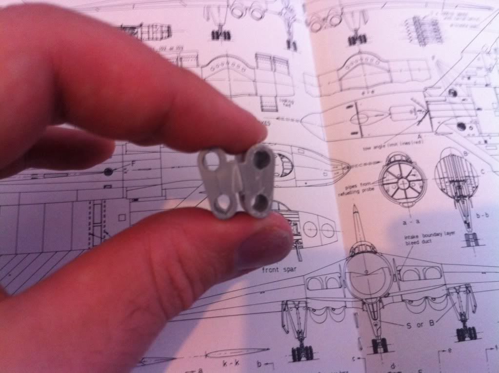 468B75F7-CEB1-486E-8C4D-F8FA61D8E47C-118