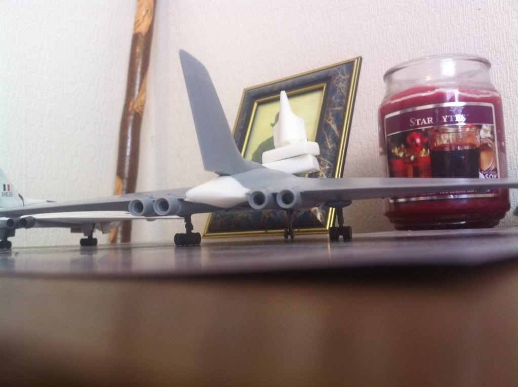 7BF52171-D34F-4A98-A04F-3E80F492281D-105