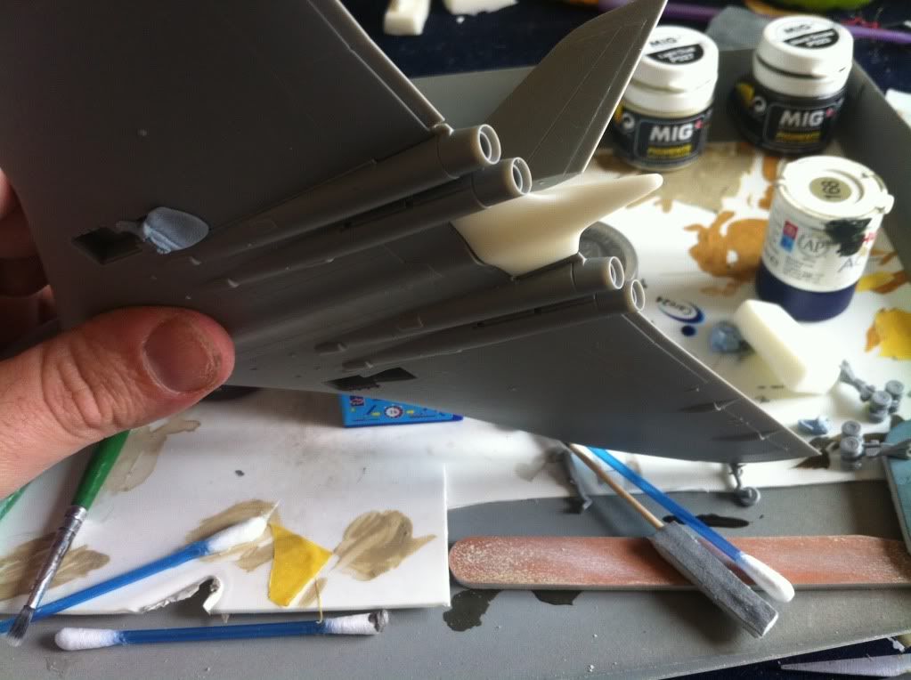 C4C2732F-3271-4DDA-B881-E567441E0235-743