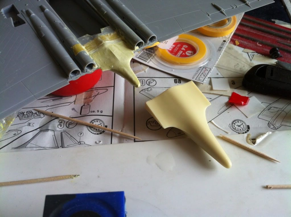 EA389703-377F-4516-B311-8DAC46A27401-272