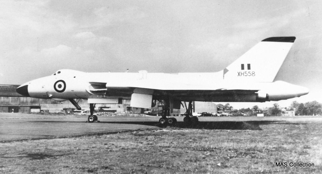 XH558%20IN%20WHITE%20WITH%20FULL%20SHADE