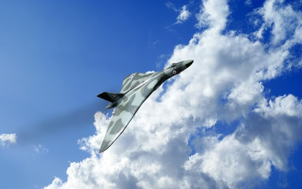 xh557flyby2.jpg