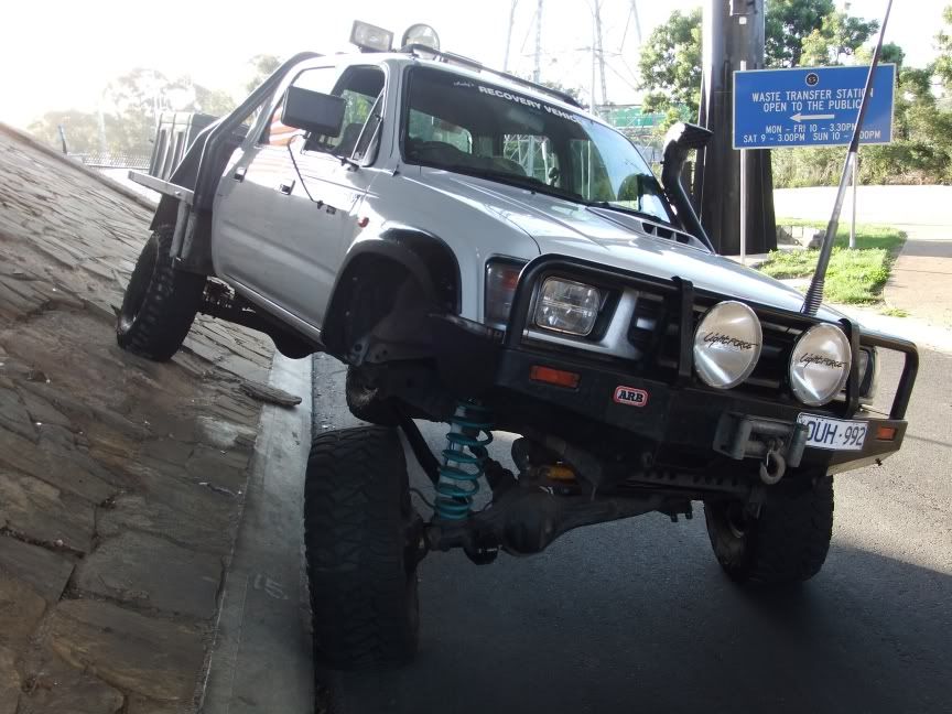 toyota hilux coil conversion #4