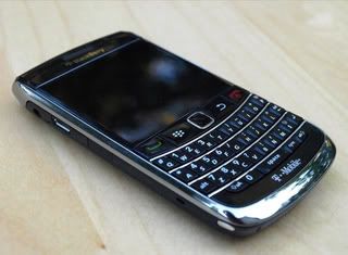 Blackberry 9700 Pictures, Images and Photos