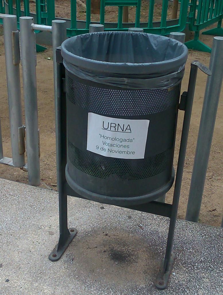 Urna_zps2a1b850b.jpg